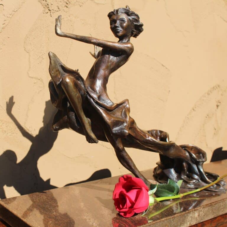 Laura Teste Bronze Contemporary Sculpture BREATHLESS