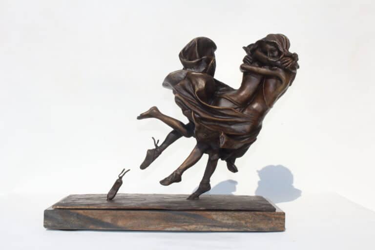 Laura Teste Sculpture Contemporary Bronze Furliing