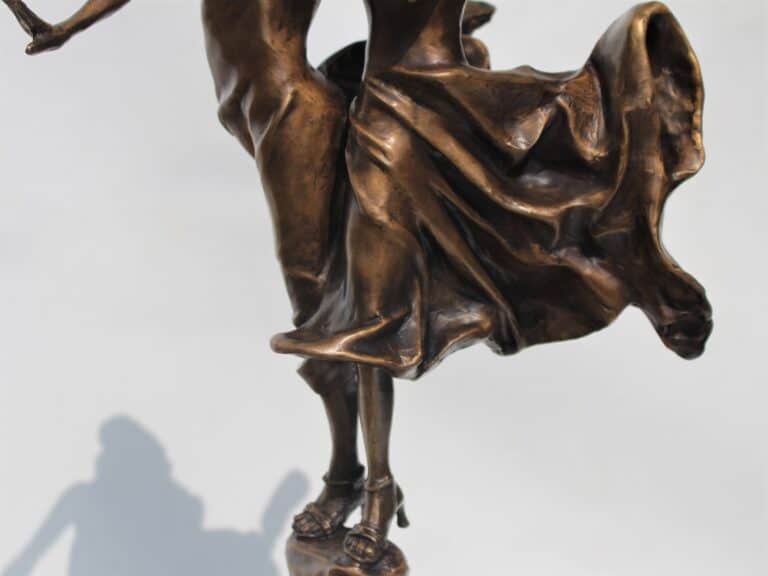 Laura Teste Contemporary Bronze Sculpture tIED IN kNOTS