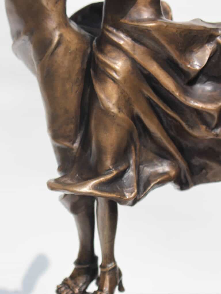 Laura Teste Contemporary Bronze Sculpture tIED IN kNOTS