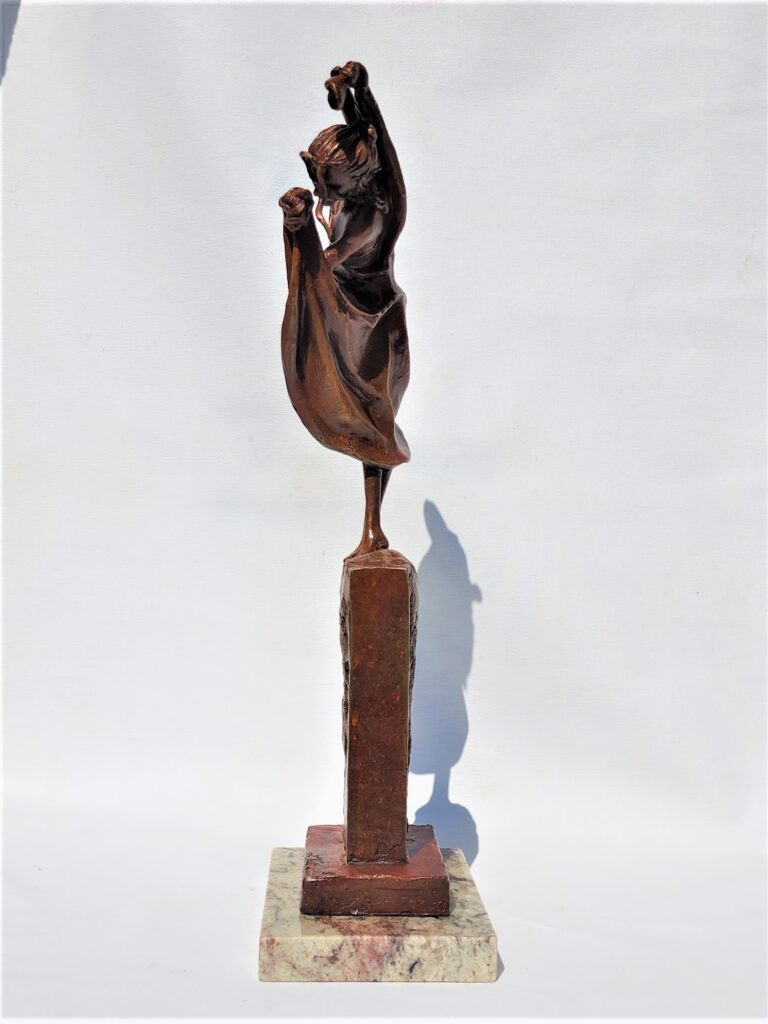 Laura Teste Contemporary Bronze Sculpture Sea Cliff Sea Sisters