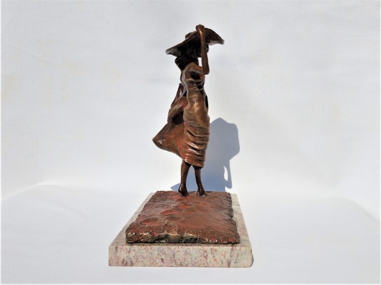 Laura Teste Contemporary Bronze Sculpture Sea Sun Sea Sisters