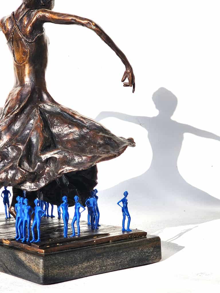 Laura Teste Bronze Contemporary Sculpture Bronze in the Digital Age