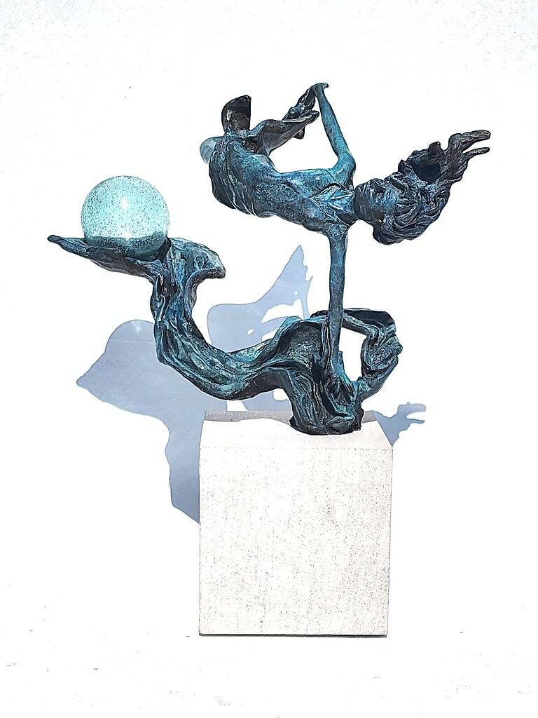Laura Teste Bronze Sculptor Contemporary Figurative Oceans Apart