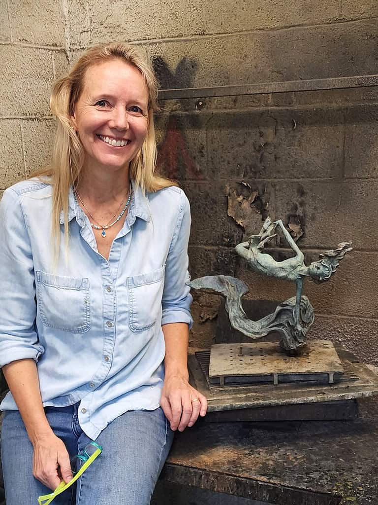 Laura Teste Bronze Sculptor Contemporary Figurative Oceans Apart