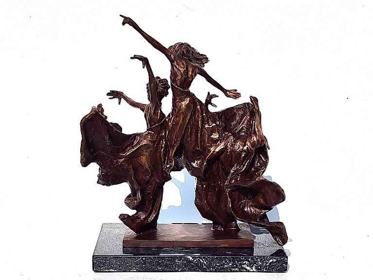 Laura Teste Bronze Contemporary Sculpture All Or Nothing
